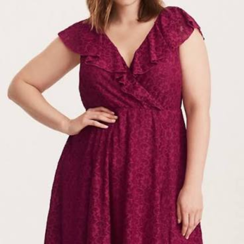Torrid Berry Lace Skater Dress Size 3/3X